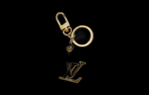 Louis Vuitton Bag Charm Key Holder LV Circle Gold