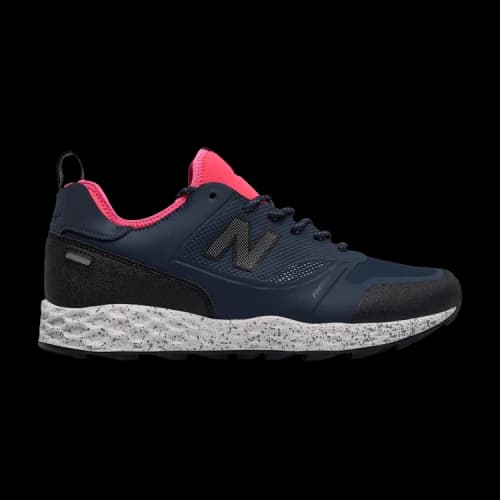 New Balance Fresh Foam Trailbuster Navy Guava