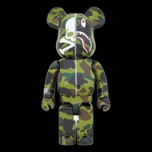 Bearbrick MMJ Mastermind JAPAN VS BAPE Green 1000%