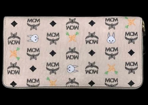 MCM Visetos Zip Around Rabbit Wallet Beige