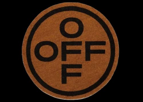 OFF-WHITE OFF Circle Doormat Brown