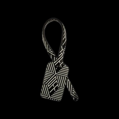 Off-White Zip Tie Charm 'Black/White'