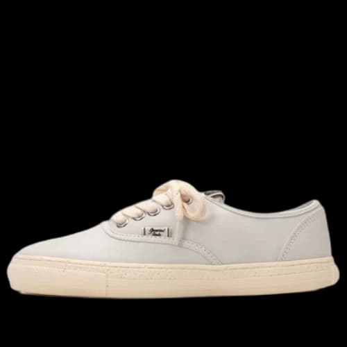 Maison MIHARA YASUHIRO PAST Sole 5 - Hole Leather Low-top Sneaker 'White'