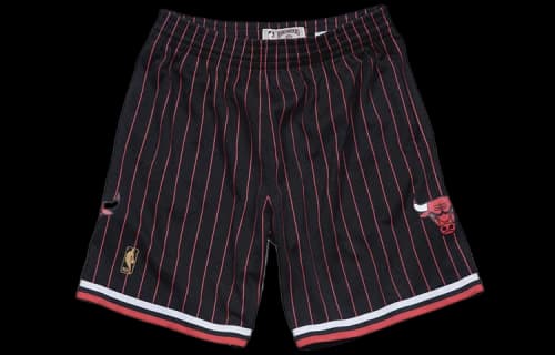Mitchell & Ness NBA Swingman Shorts Chicago Bulls Alternate 1996-97 'Black Red'