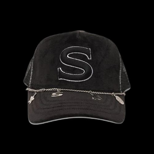 Saintwoods Fuzzy Charm Trucker 'Black'