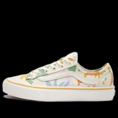 Vans Leila Hurst Style 36 Decon Surf Shoes Multicolour White