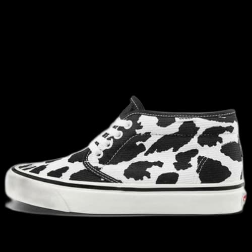 Vans Unisex Chukka 49 DX Sneakers Black/White