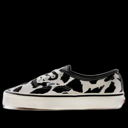 Vans Unisex Authentic 44 DX Sneakers Black/White
