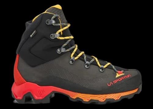 La Sportiva Aequilibrium Trek GTX Carbon Yellow