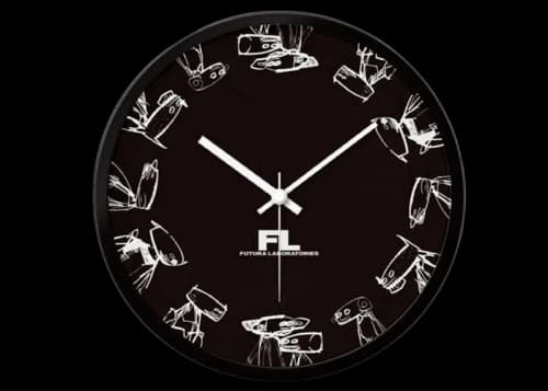 Futura Johnny Clock Black