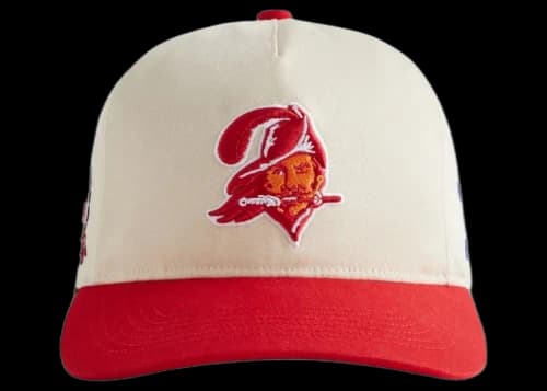 Kith x NFL Buccaneers '47 Hitch Snapback Sandrift