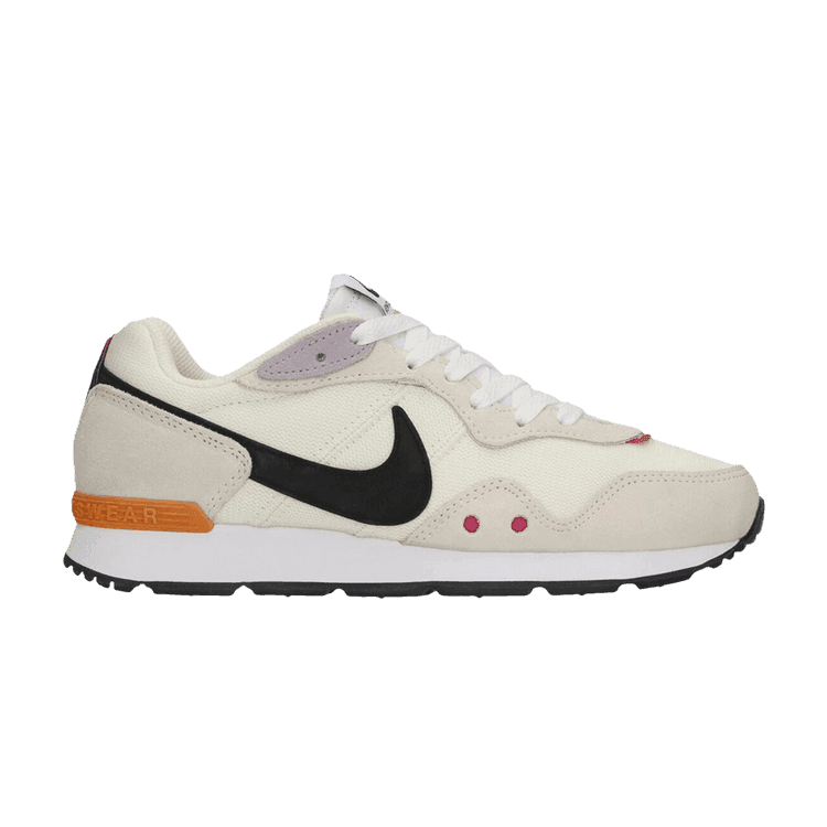 Nike Venture Runner Coconut Milk Light Curry (Women's)