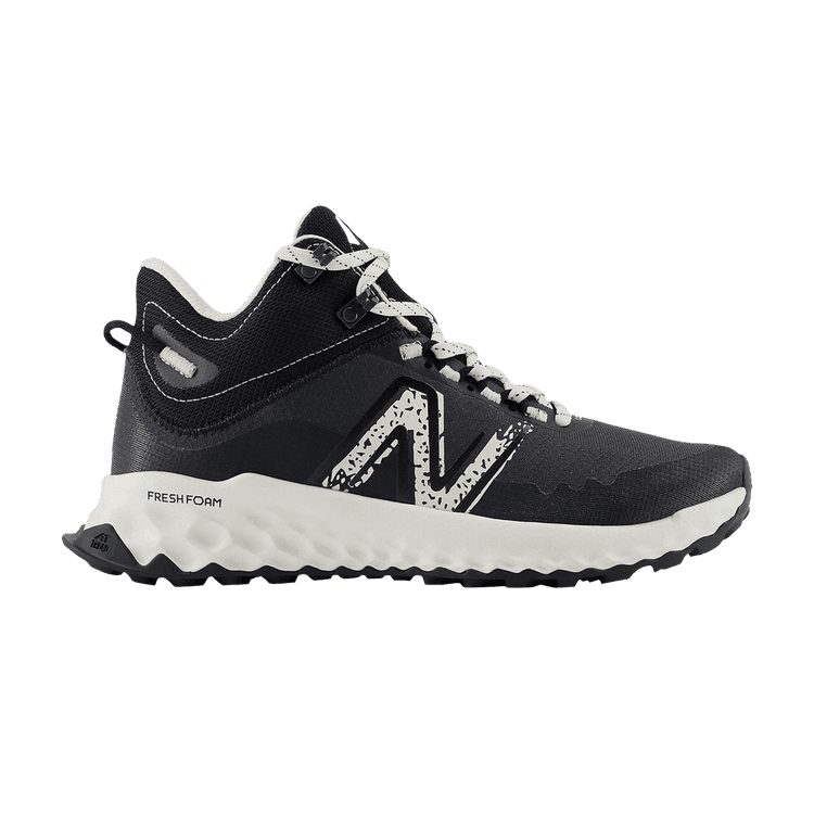 New Balance Fresh Foam Garo Mid 'Blacktop Sea Salt' (Women's)
