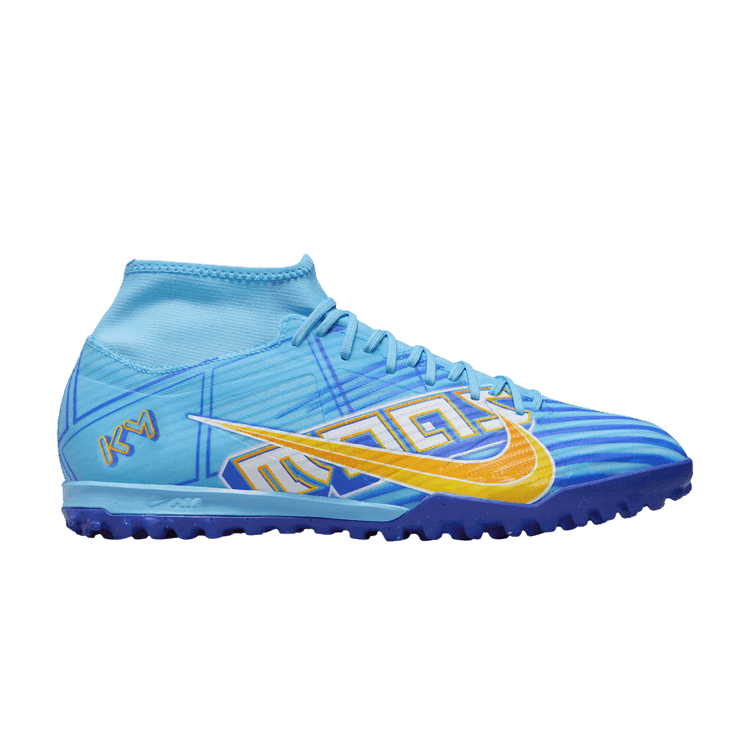 DO9347-400 — Nike en Ibiza