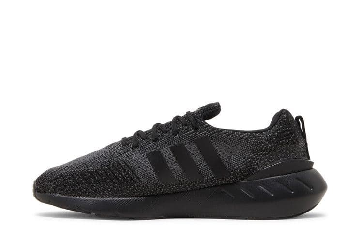 adidas Swift Run 22 Black Grey Five — foto 3