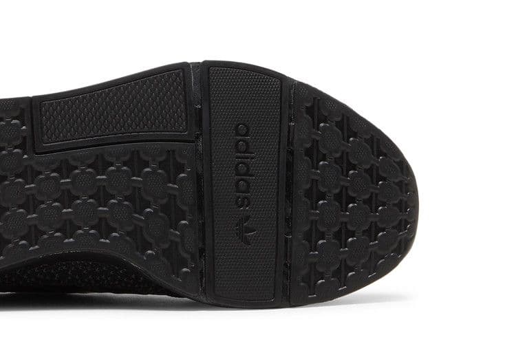 adidas Swift Run 22 Black Grey Five — foto 5