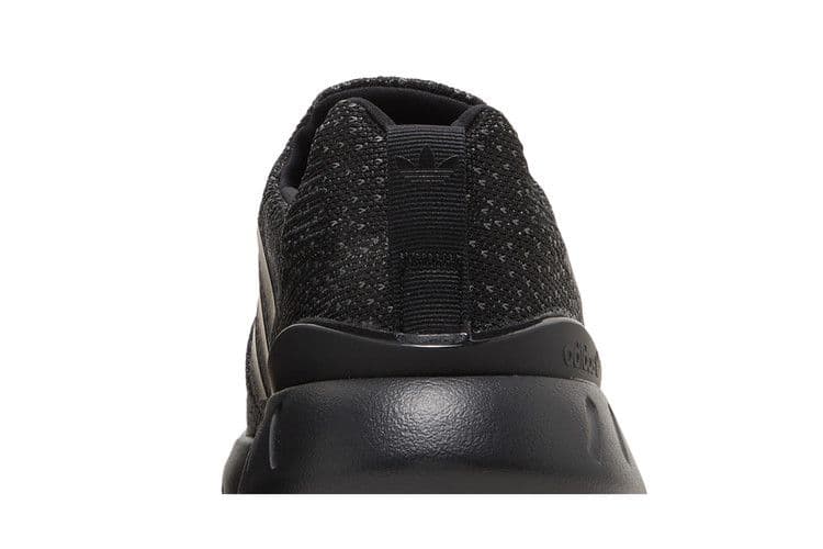 adidas Swift Run 22 Black Grey Five — foto 7