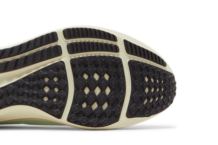 Nike Air Zoom Pegasus 39 Barely Green Volt — foto 6