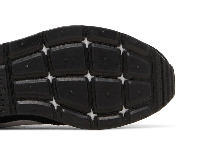 Venture Runner 'Black White' (Women's) — photo 6