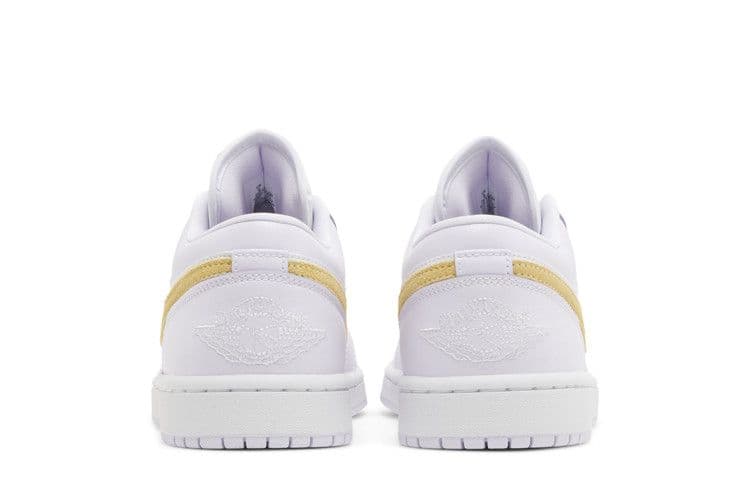 Jordan 1 Low Barely Grape (Women's) — foto 7