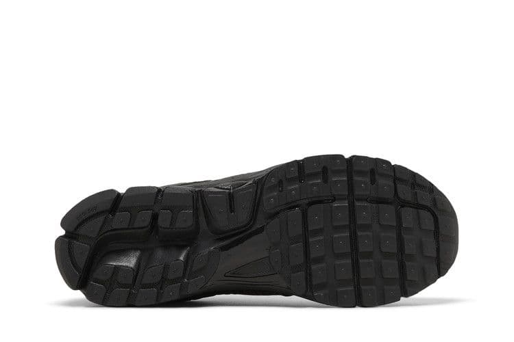 Nike Zoom Vomero 5 Triple Black — foto 5