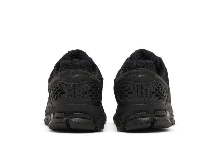 Nike Zoom Vomero 5 Triple Black — foto 7