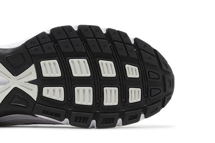 Nike Initiator White Black — foto 6