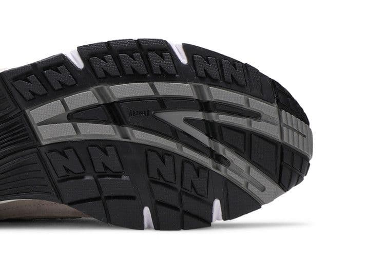 New Balance 991 MiUK Kith Grey — foto 6