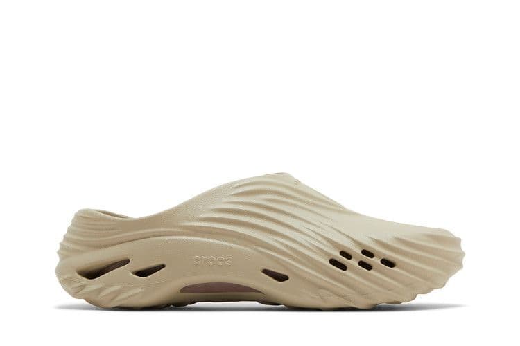 Crocs Echo Wave Clog Moth