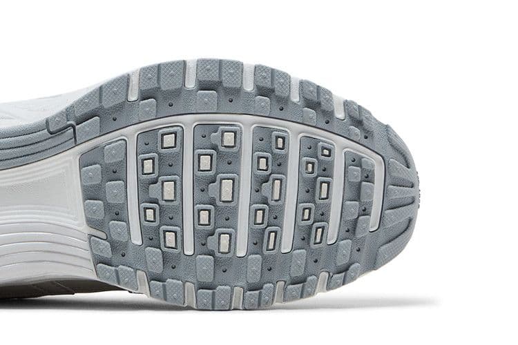 Nike P-6000 SE Summit White Vast Grey Wolf Grey (Women's) — foto 6