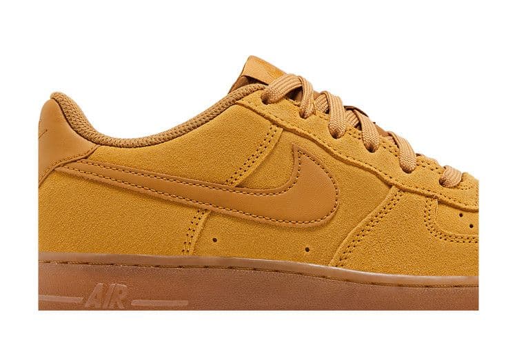 Nike Air Force 1 Low LV8 Wheat Gum Light Brown (GS) — photo 3