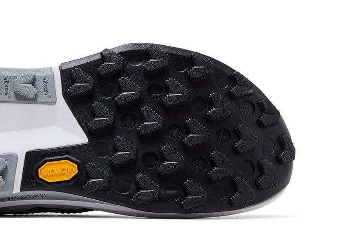 Nike ZoomX Zegama 2 Black Wolf Grey Anthracite White — foto 6
