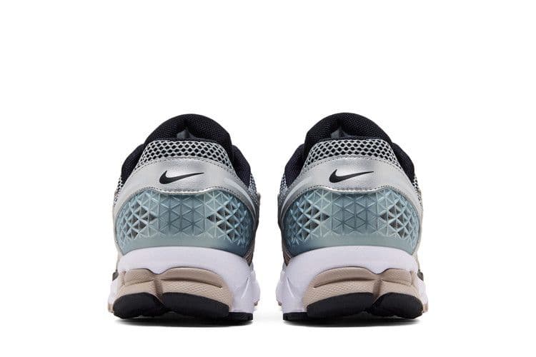 Nike Zoom Vomero 5 Metallic Silver College Grey — foto 7