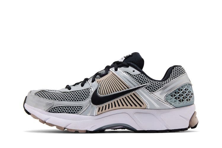 Nike Zoom Vomero 5 Metallic Silver College Grey — foto 4