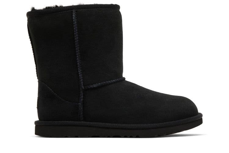 UGG Classic II Boot Black (Kids)