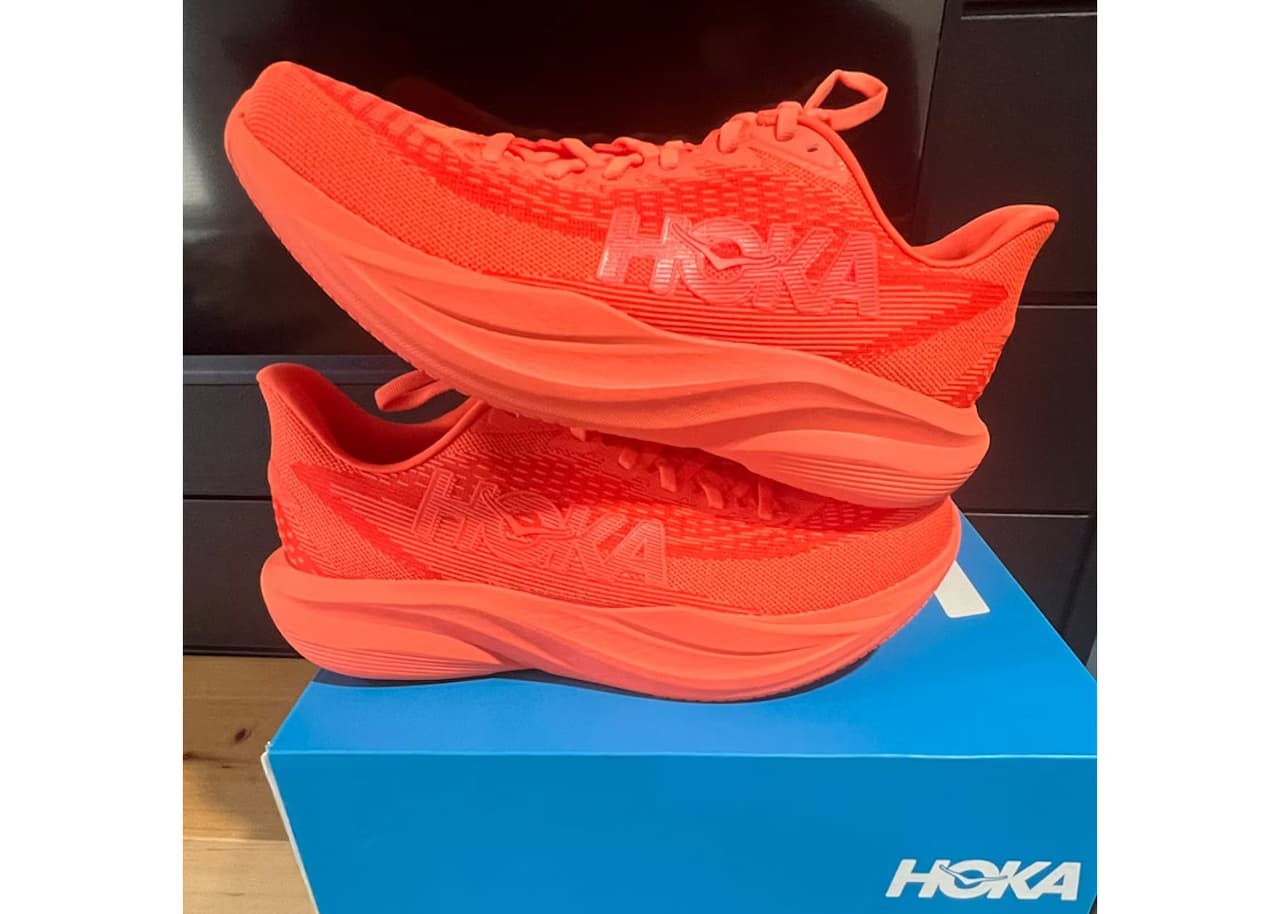 Hoka One One Mach 7 Bell Pepper (Women's)