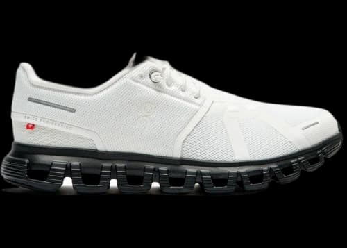 On Running Cloud 6 White Black