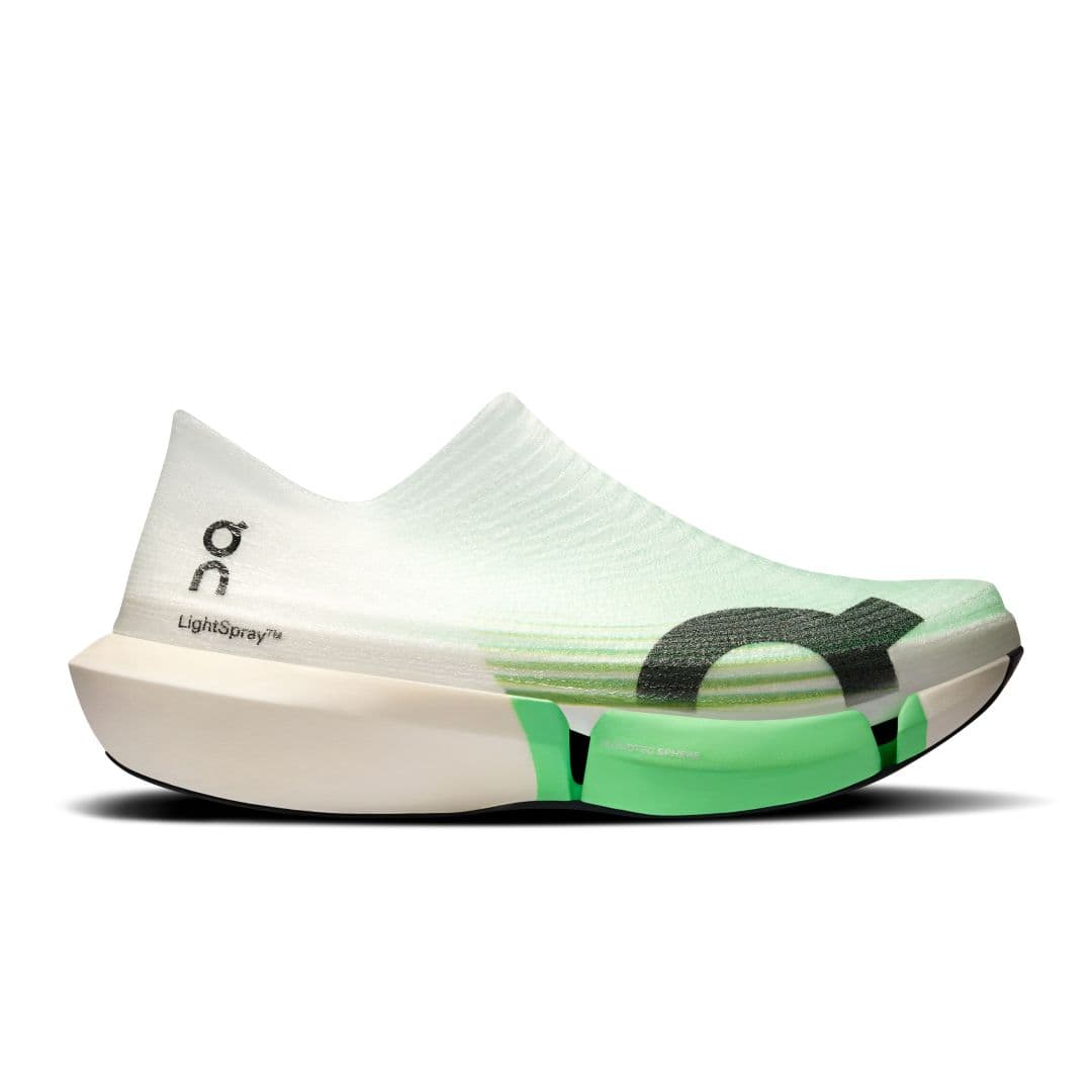 On Running Cloudboom Strike 2 LS White Verdite