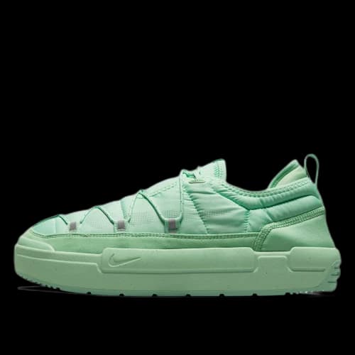 Nike Offline Pack Enamel Green