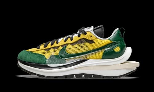 Nike Vaporwaffle sacai Tour Yellow Stadium Green