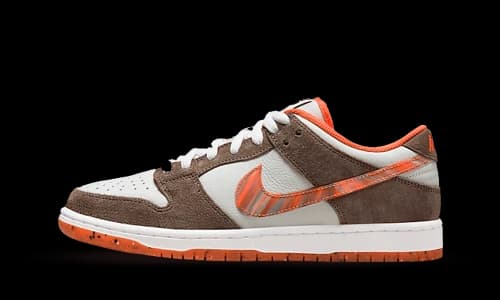 Nike SB Dunk Low Crushed D.C.