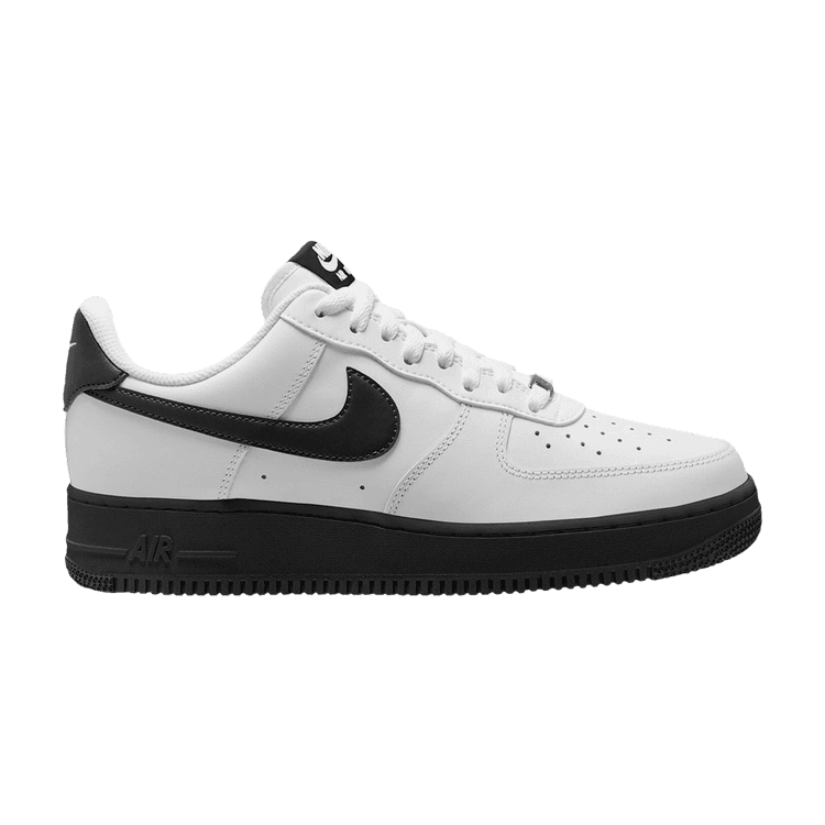 Nike Air Force 1 Low '07 White Black (2026)