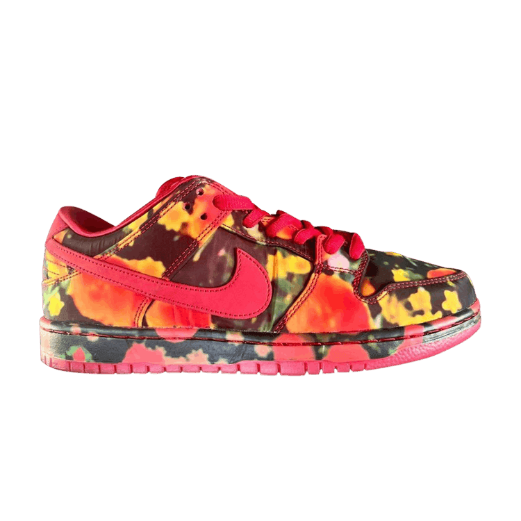 Nike SB Dunk Low The Wizard of Oz Poppy Field