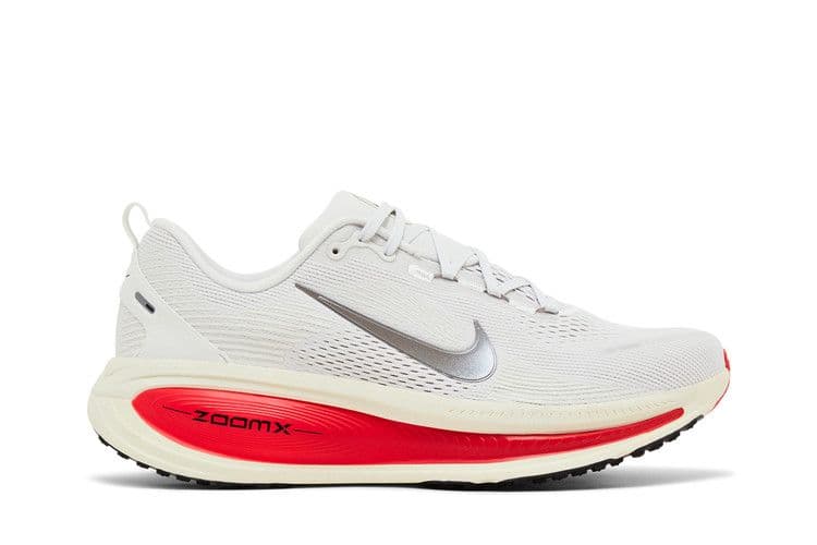 Nike Vomero 18 Platinum Tint Siren Red Light Smoke Grey Metallic Pewter