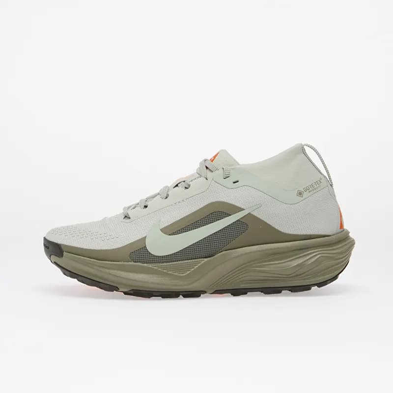 Nike ACG Pegasus Trail Gore-Tex 'Light Silver Ash Safety Orange' (Women's)