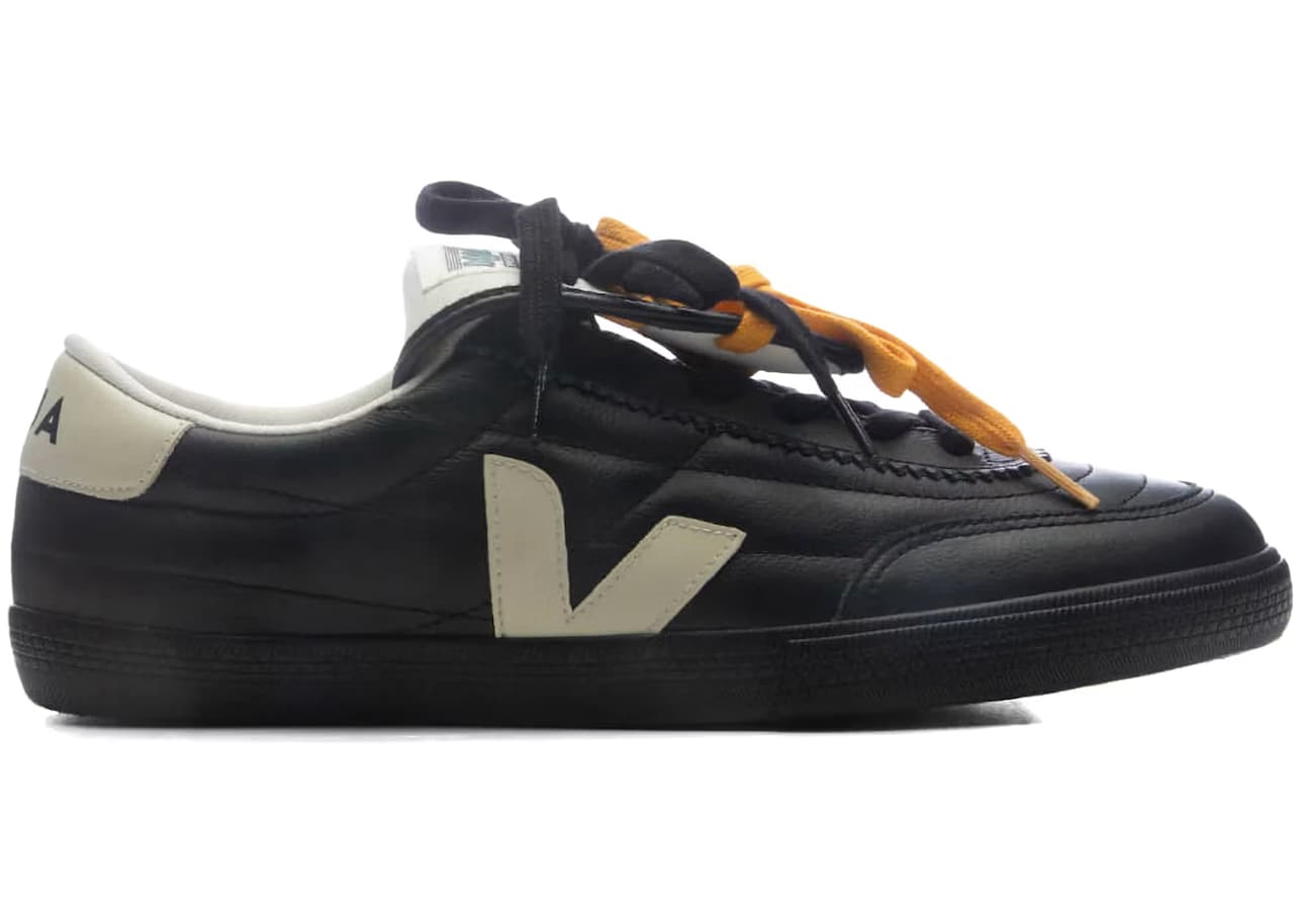 Veja Panenka Leather Magliano Black