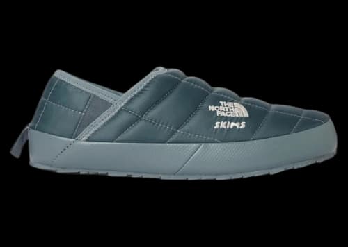 The North Face Thermoball Traction Mule V SKIMS Kyanite (Women's)