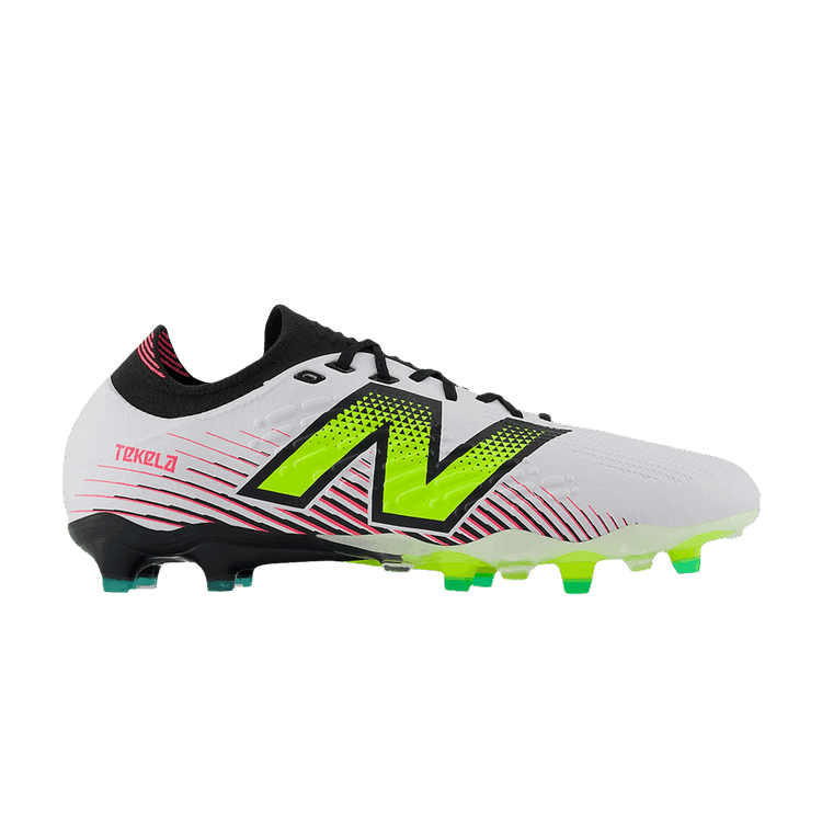 New Balance Tekela Pro Low Laced FG v4 United In FuelCell Pack