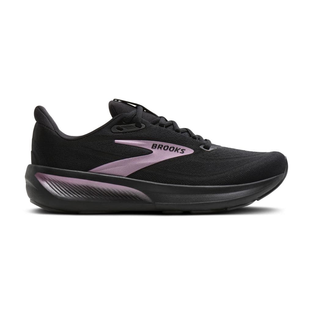 Brooks Revel 9