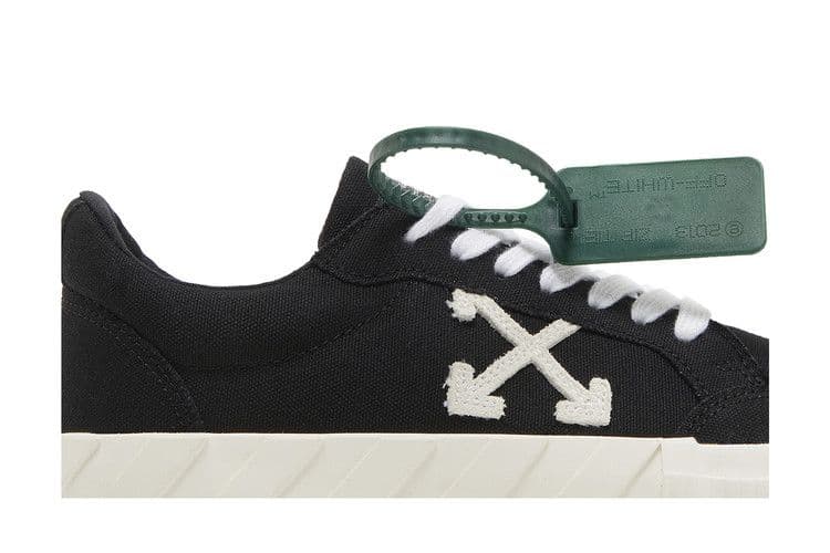 OFF-WHITE Vulc Low Canvas Black White Sole (Women's) — Off-white en Ibiza